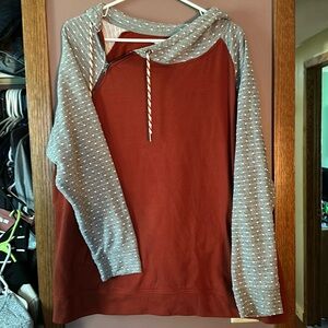 Maurice’s 2x Sweatshirt